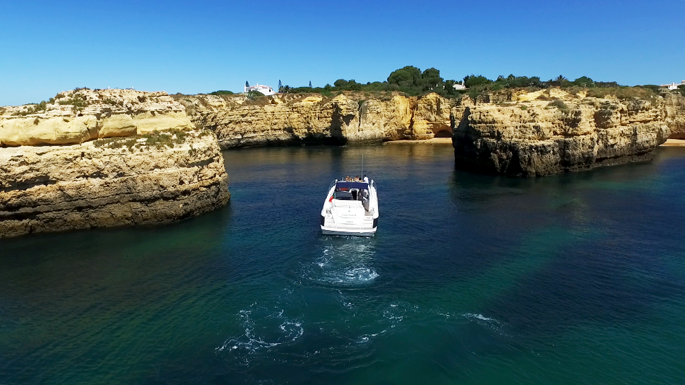 Algarve Luxury Cruise - Vilamoura Luxury Charter
